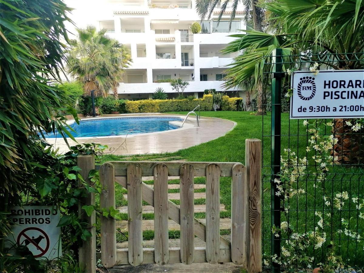Global Immo 3329 Royal Marine I Apartment Росес Екстериор снимка