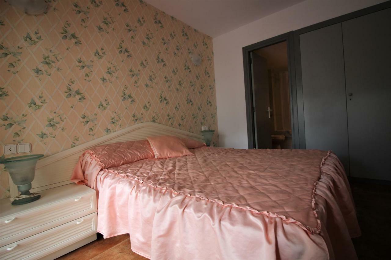 Global Immo 3329 Royal Marine I Apartment Росес Екстериор снимка